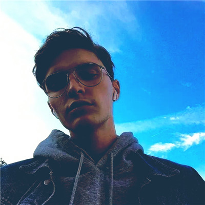 BeaSantos's avatar